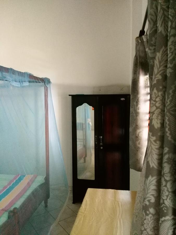 Sunnys Beach Guest House ฮิกคาดูวา ภายนอก รูปภาพ